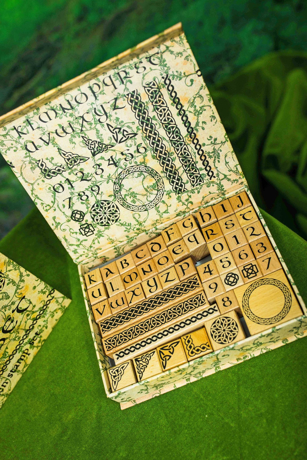 CoraCreaCrafts Celtic Stamp Set