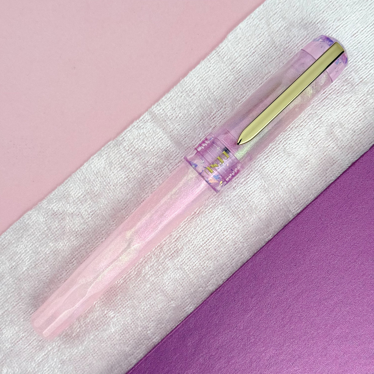 Benu Talisman Fountain Pen -Pink Opal (Limited Edition)
