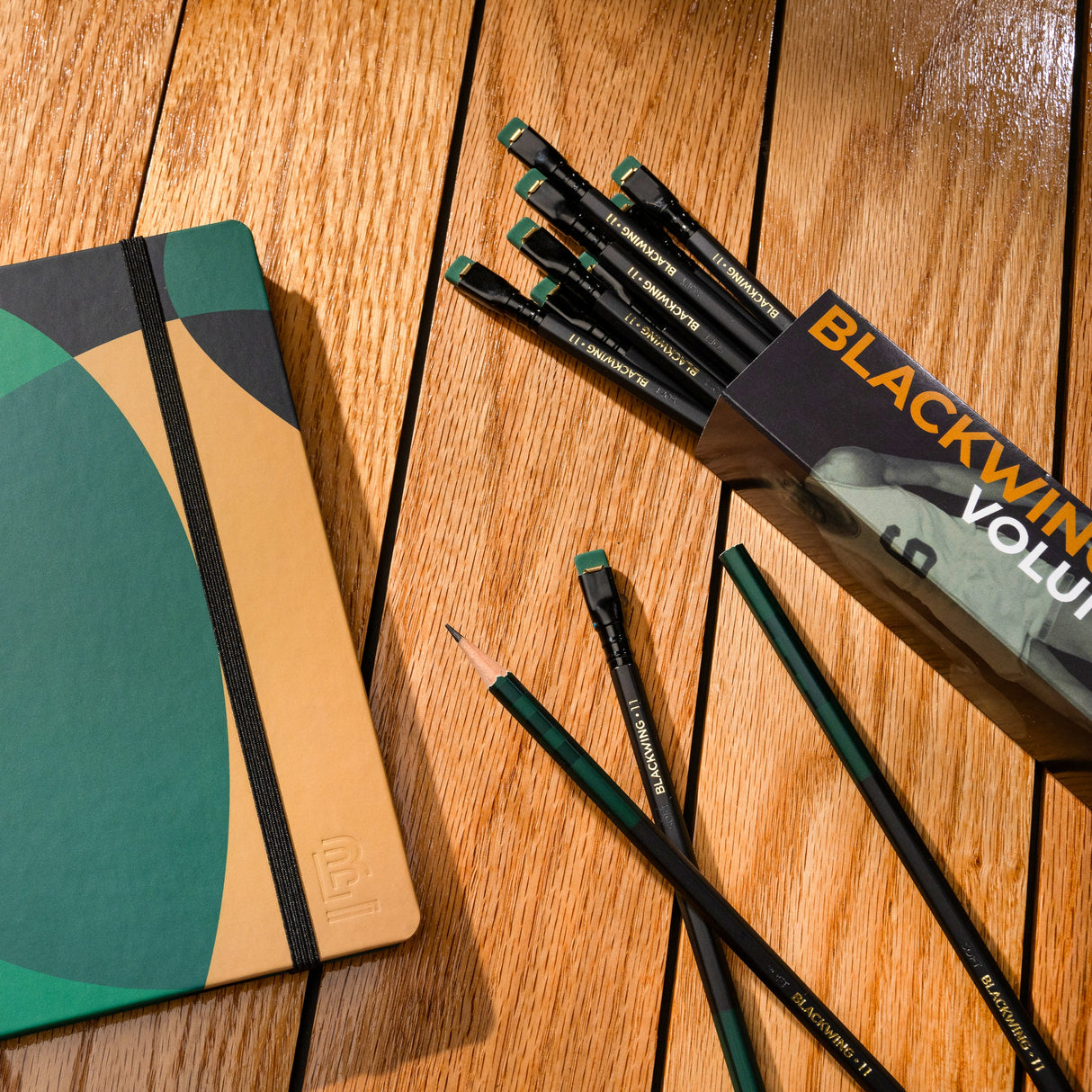 Blackwing Pencils Volume 11 - Bill Russell (Set of 12)