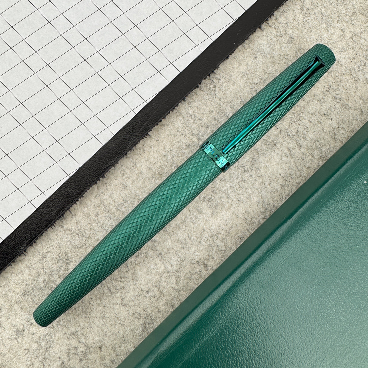 Diplomat Viper Rollerball Pen - Green