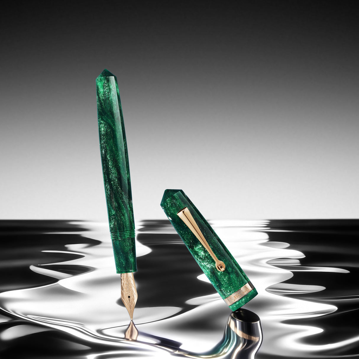 Omas Studio Fountain Pen - Smeraldo Elegante