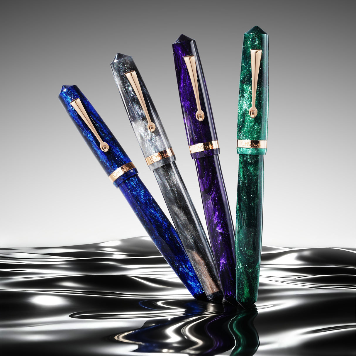 Omas Studio Fountain Pen - Grigio Luminoso