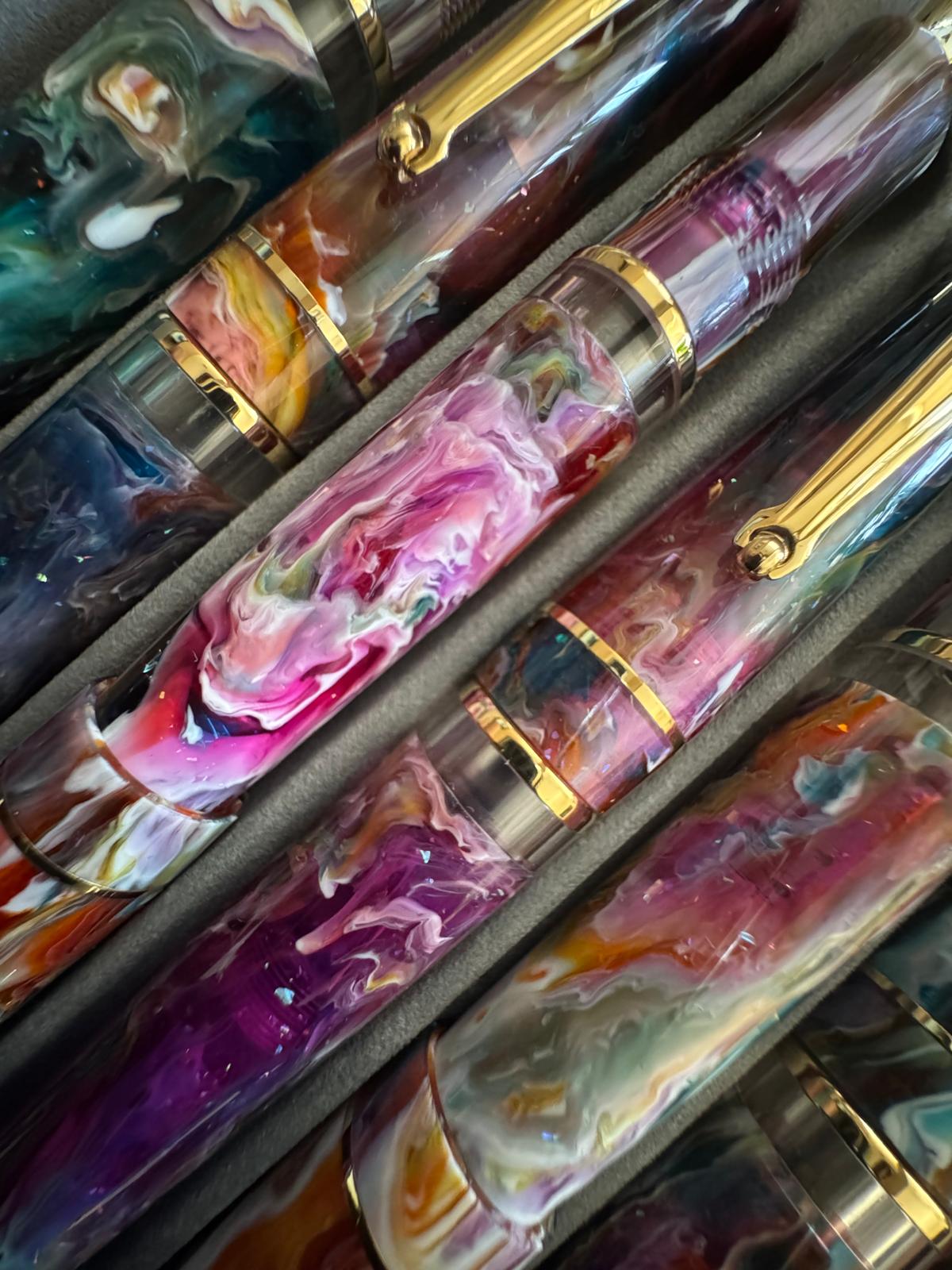 Delta Duna Fountain Pen - Primary Manipulation 6.0 (Atlas Exclusive)