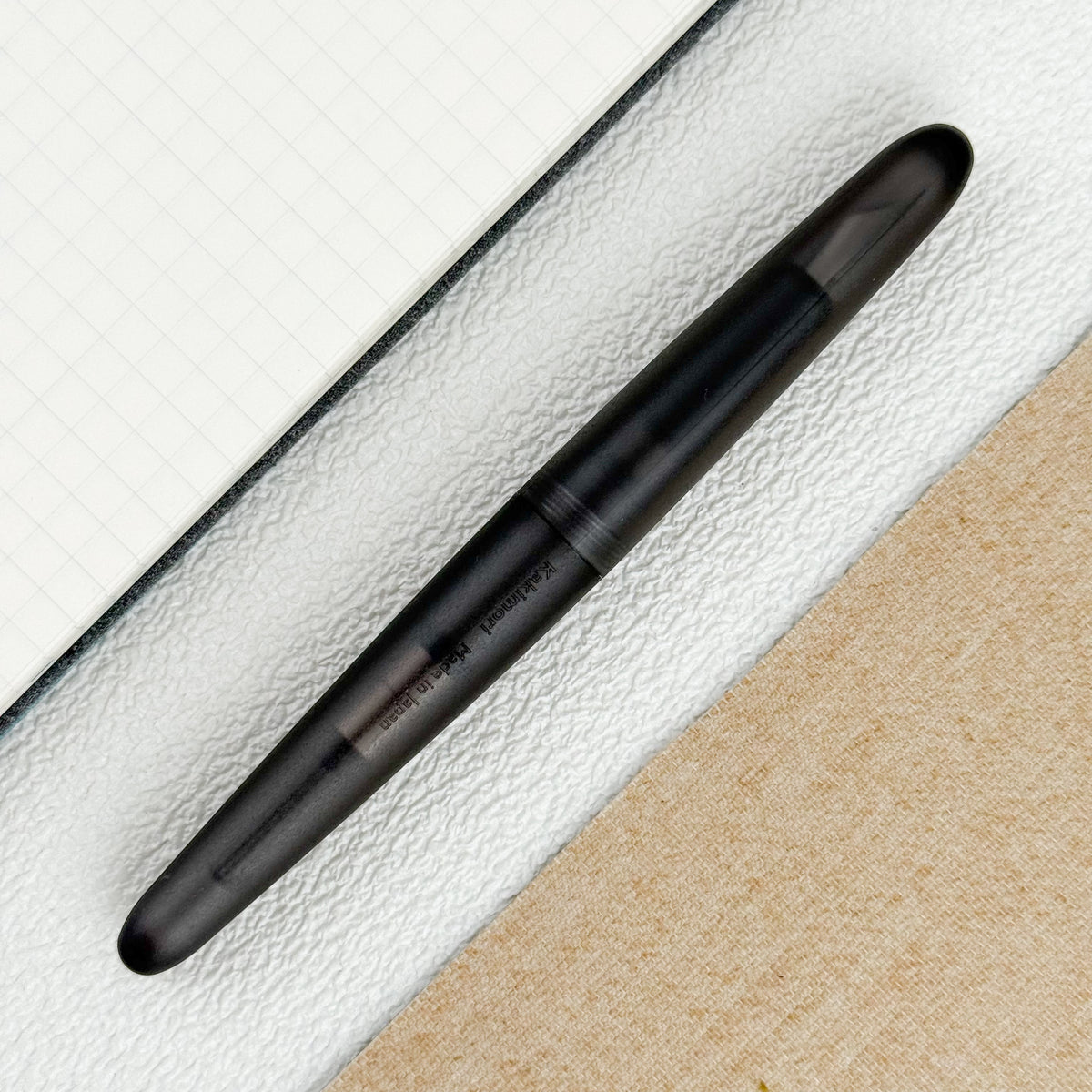 Kakimori Frost Fountain Pen - Graphite