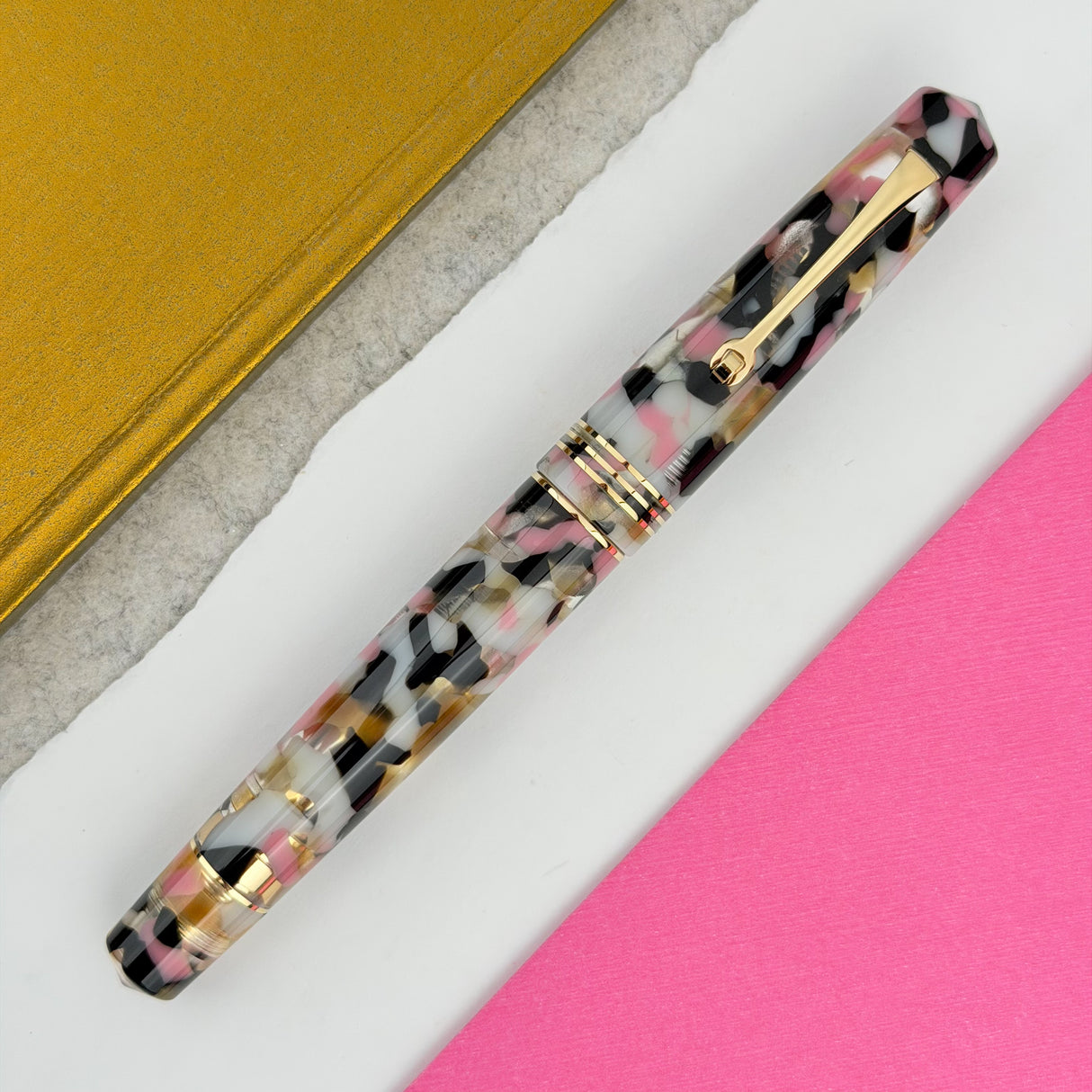 Leonardo Momento Zero Fountain Pen - Corricella with Gold Trim (Limited Edition)