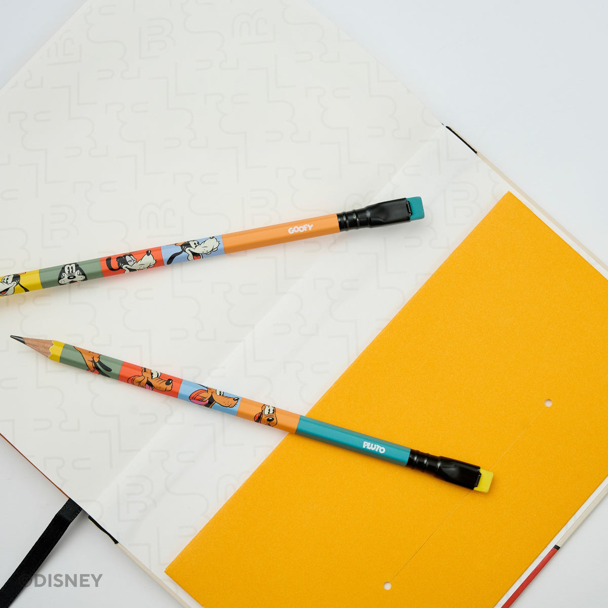Blackwing x Disney Mickey and Friends - Goofy and Pluto Gift Set