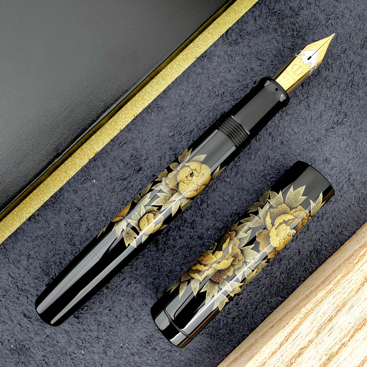 Namiki Emperor Chinkin Fountain Pen - Peony