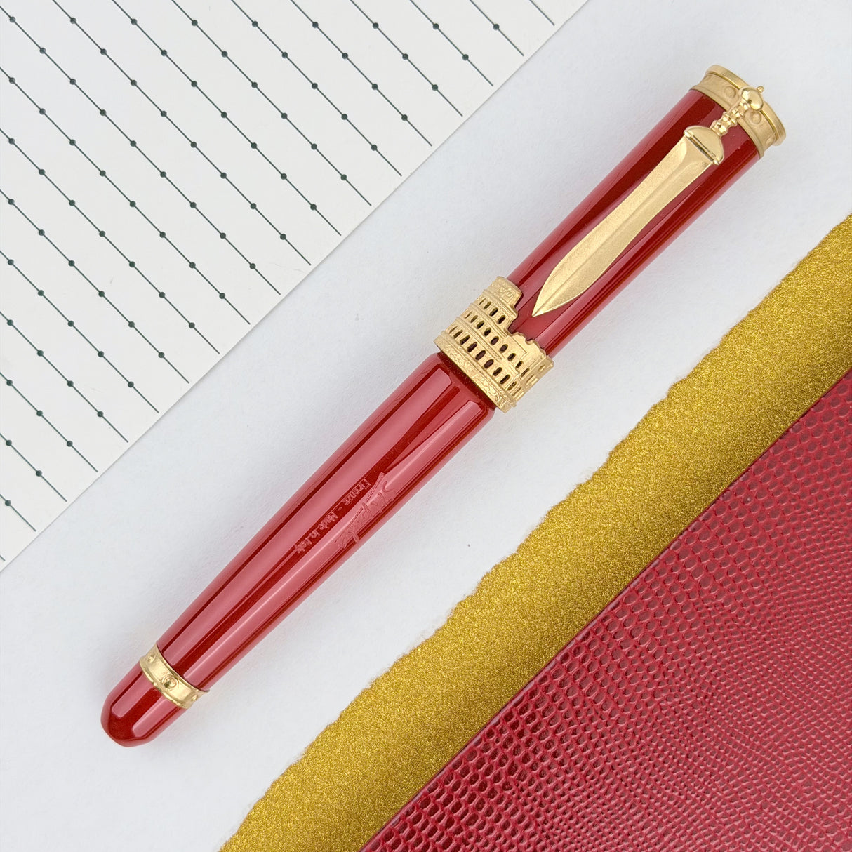 Stipula Gladiator Fountain Pen - Red