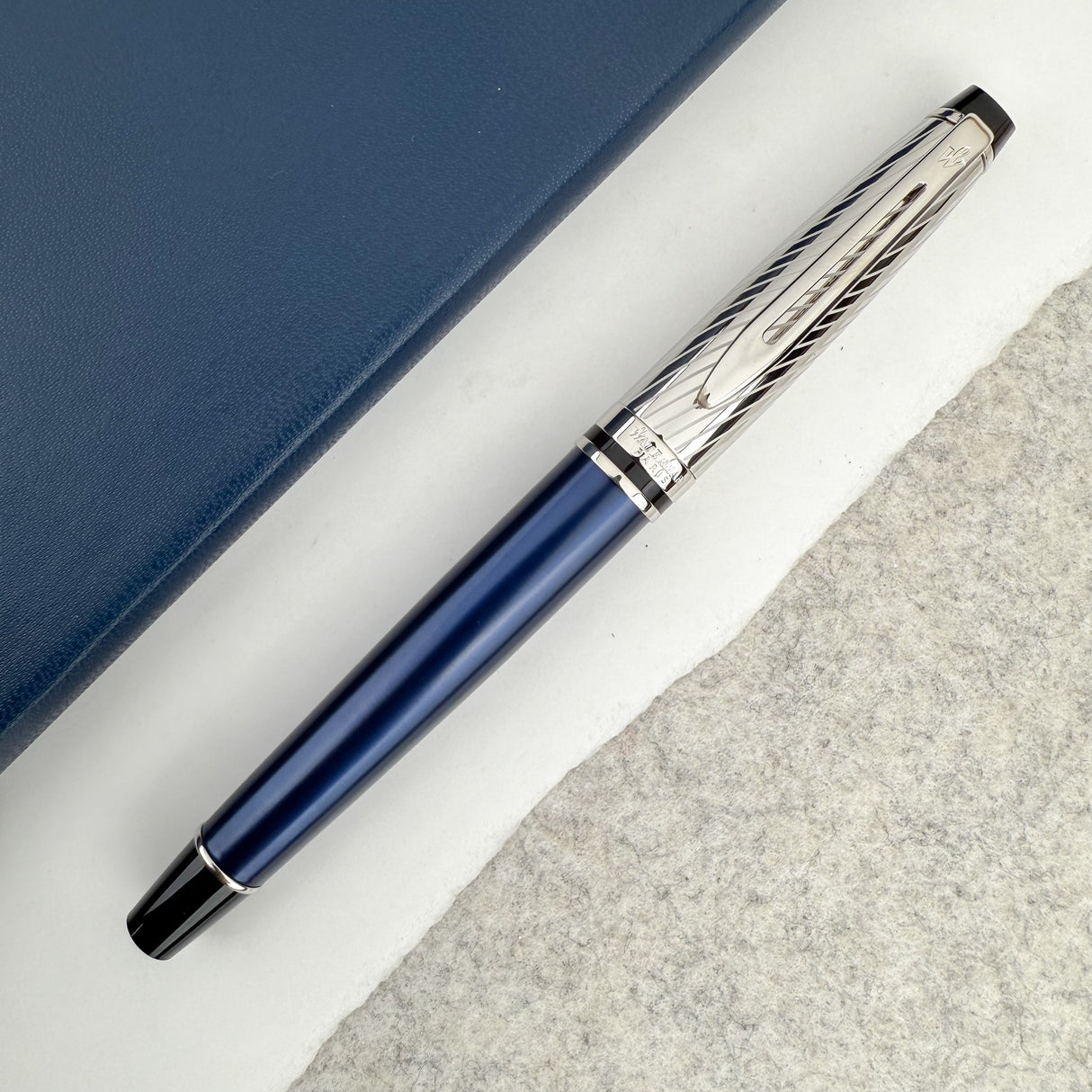 Waterman Expert Deluxe Fountain Pen - Metallic Blue Lacquer
