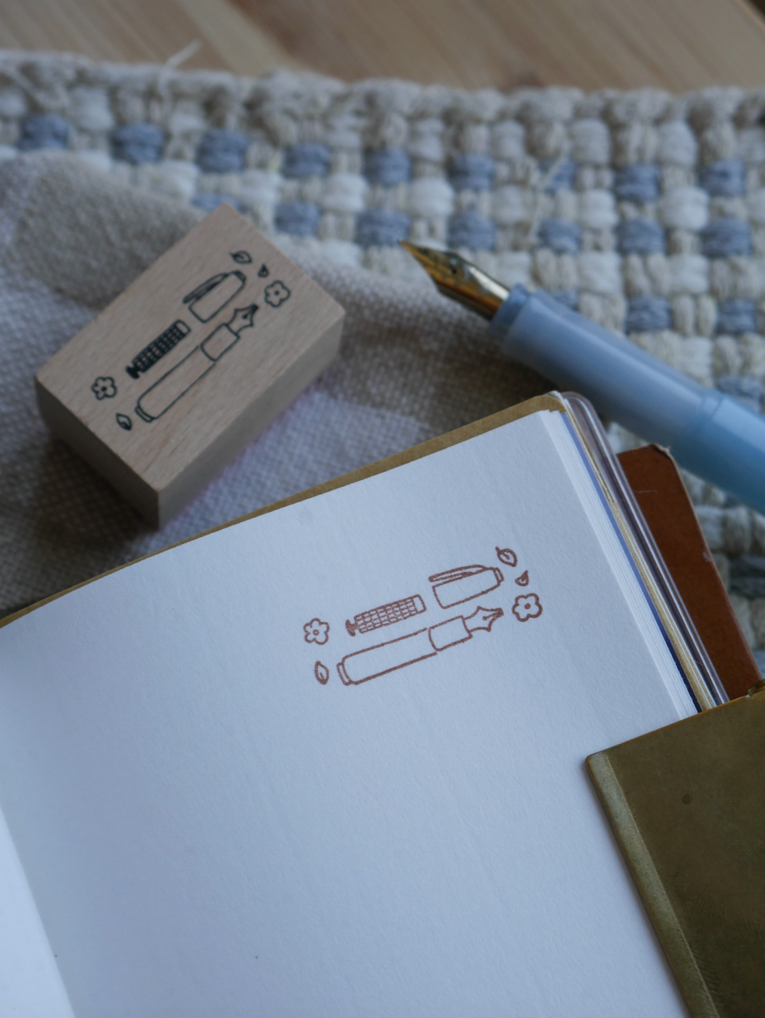 dana ate oatmeal! Fountain pen wooden stamp