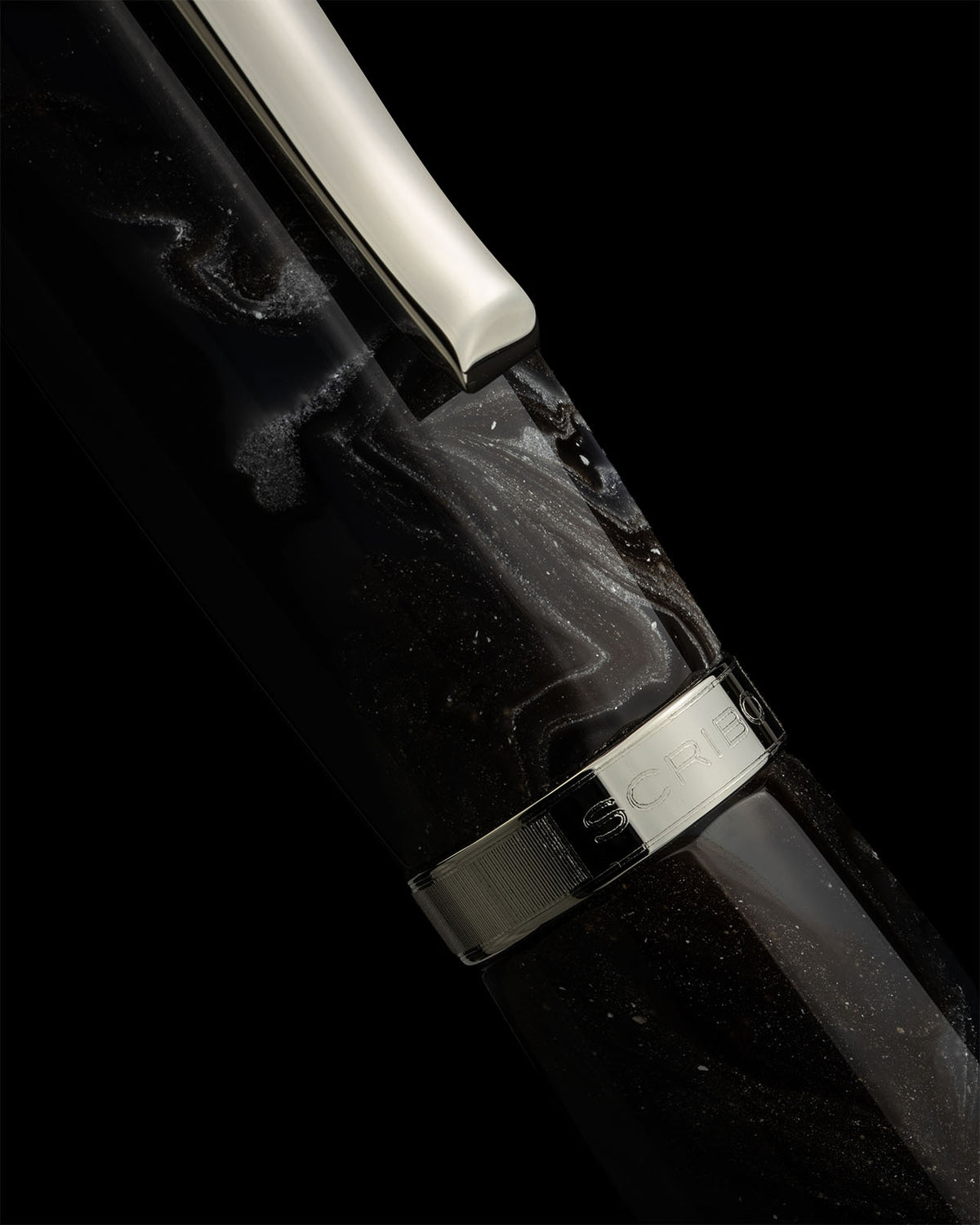 FEEL Nova Stella Platinum resin detail
