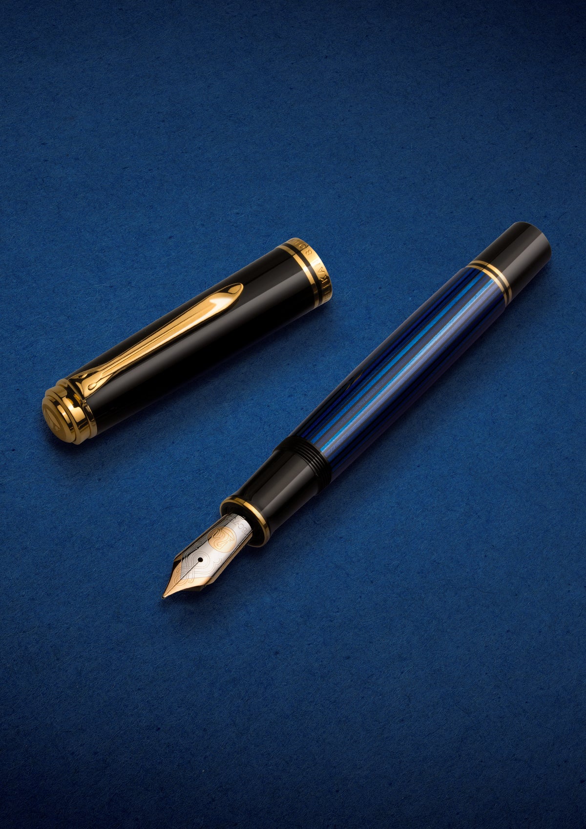 Pelikan Souveran M1000 Fountain Pen - Black-Blue