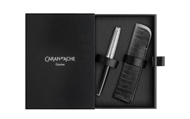 Caran D'Ache Damier Leman Fountain Pen Leather Case Set