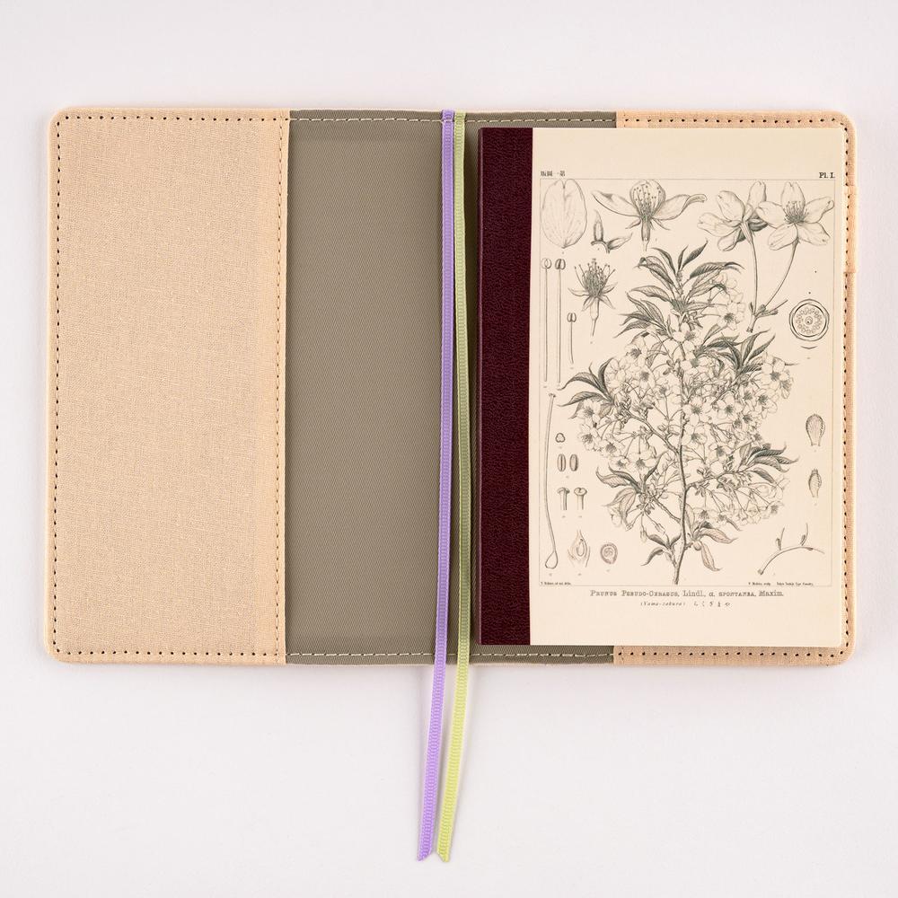 Hobonichi A6 Notebook - Graph - Tomitaro Makino: Yamazakura