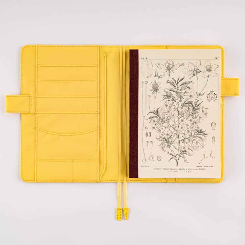 Hobonichi A5 Notebook - Graph - Tomitaro Makino: Yamazakura