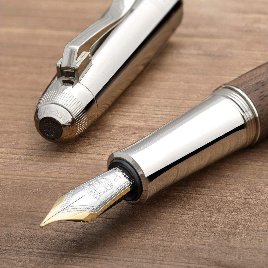 Graf Von Faber-Castell Magnum Fountain Pen - Walnut