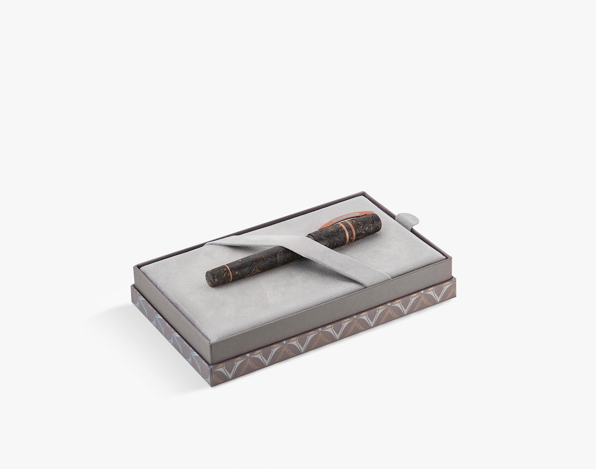 Visconti Homo Sapiens Carbon Rose packaging