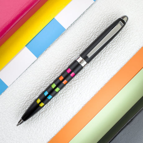 monteverde-illusia-gel-pen-black-with-squares-front