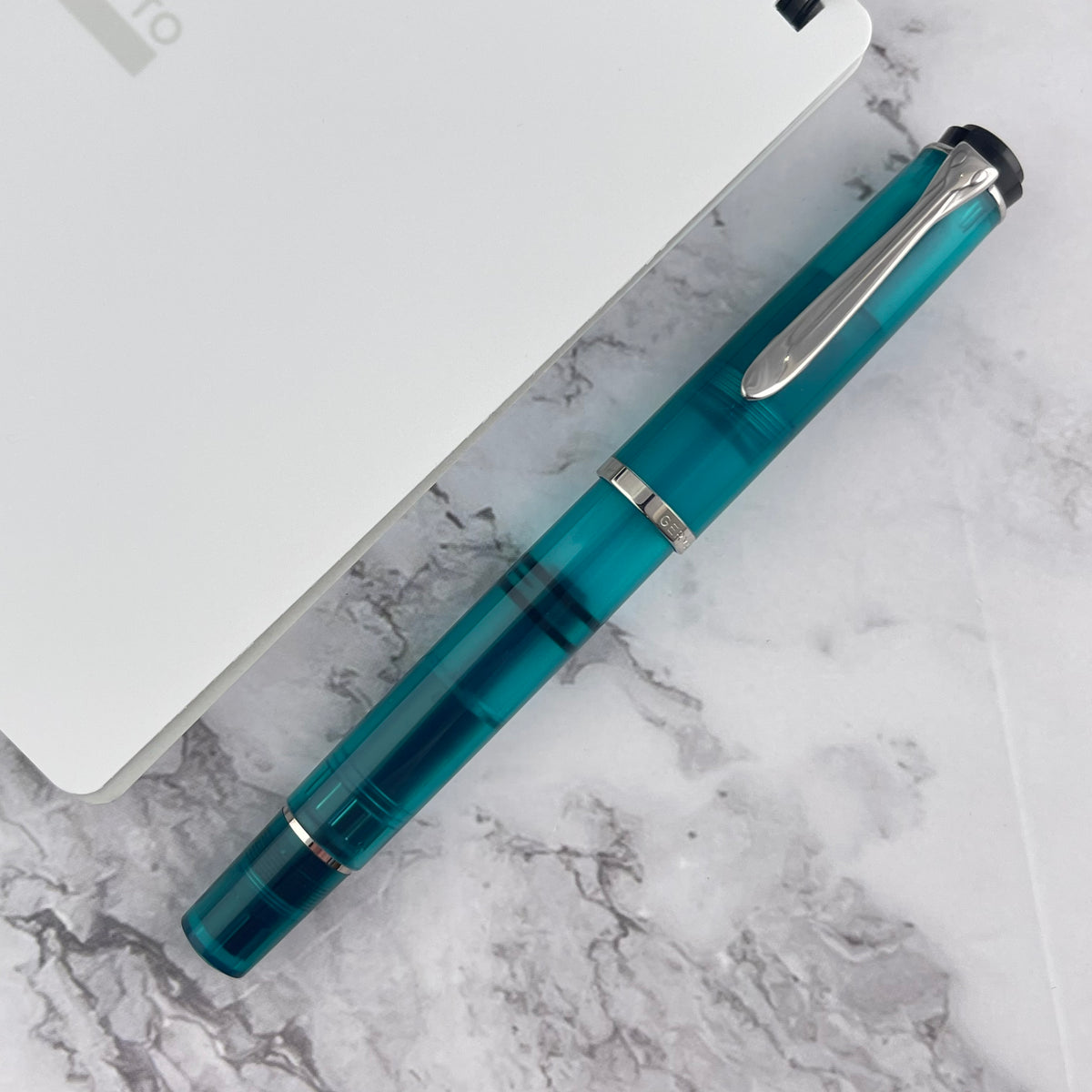 Pelikan Classic M205 Fountain Pen - Apatite (Special Edition)(Doorbuster)