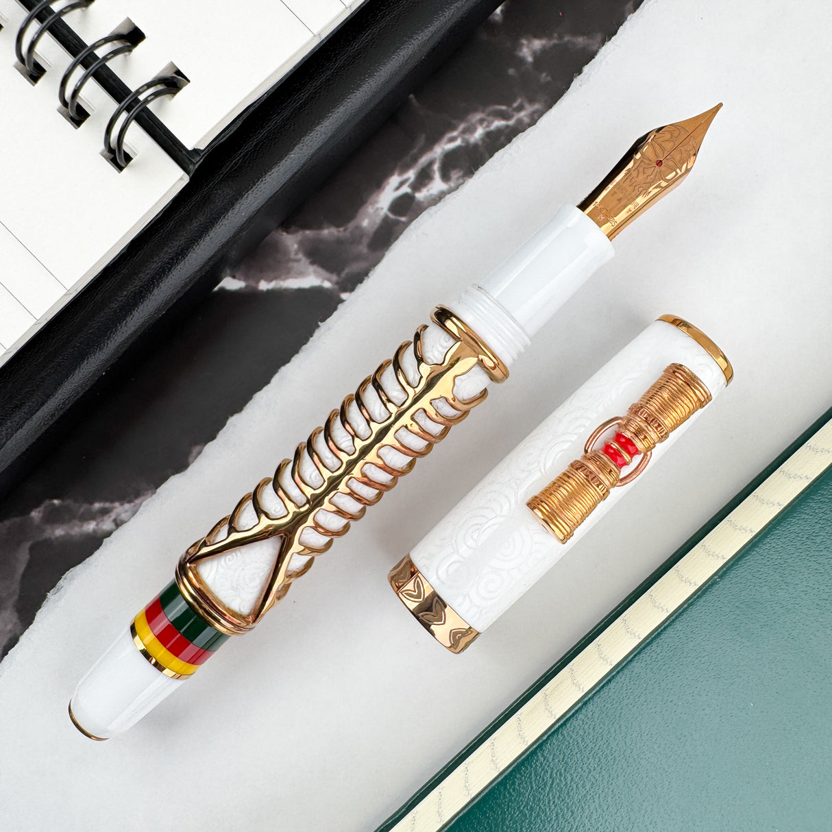 Delta Indigenous People Rose Vermeil Fountain Pen - Simbu (Limited Edition)