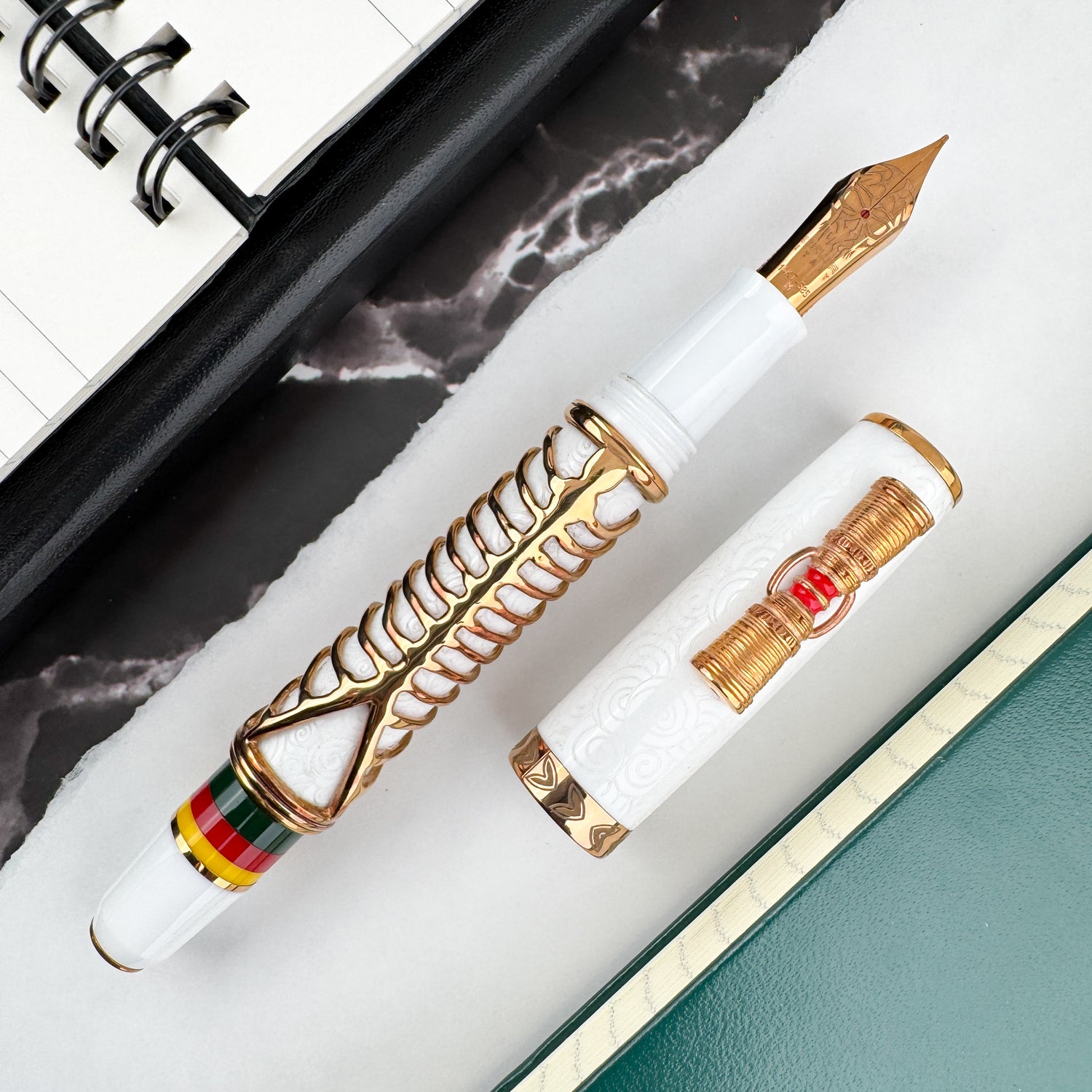 Delta Indigenous People Rose Vermeil Fountain Pen - Simbu (Limited Edition)