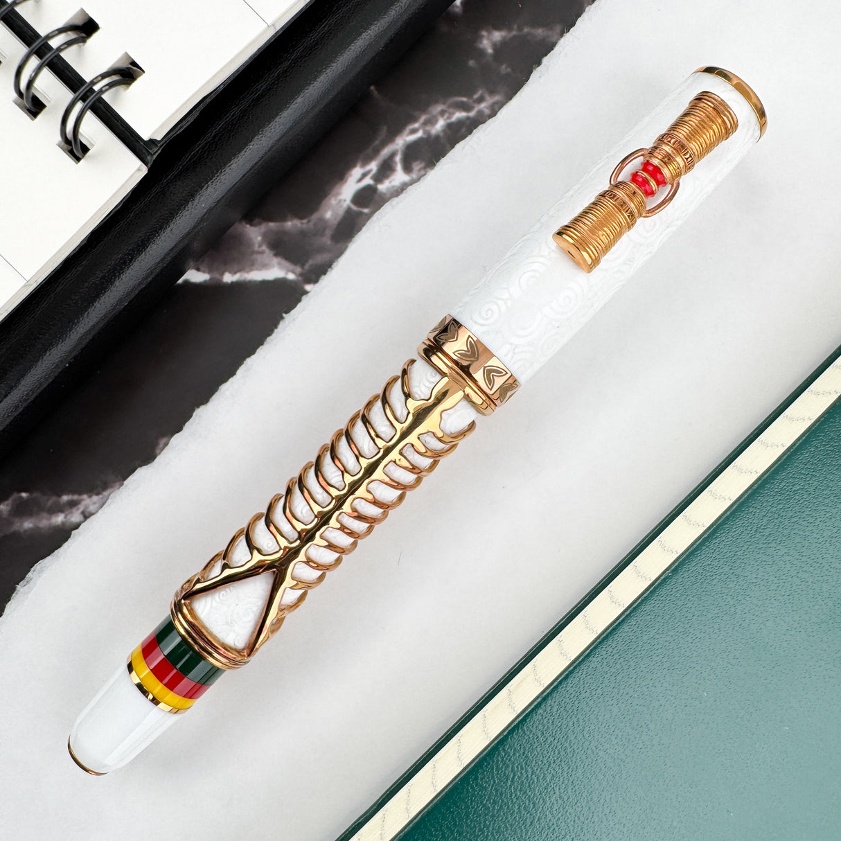 Delta Indigenous People Rose Vermeil Fountain Pen - Simbu (Limited Edition)
