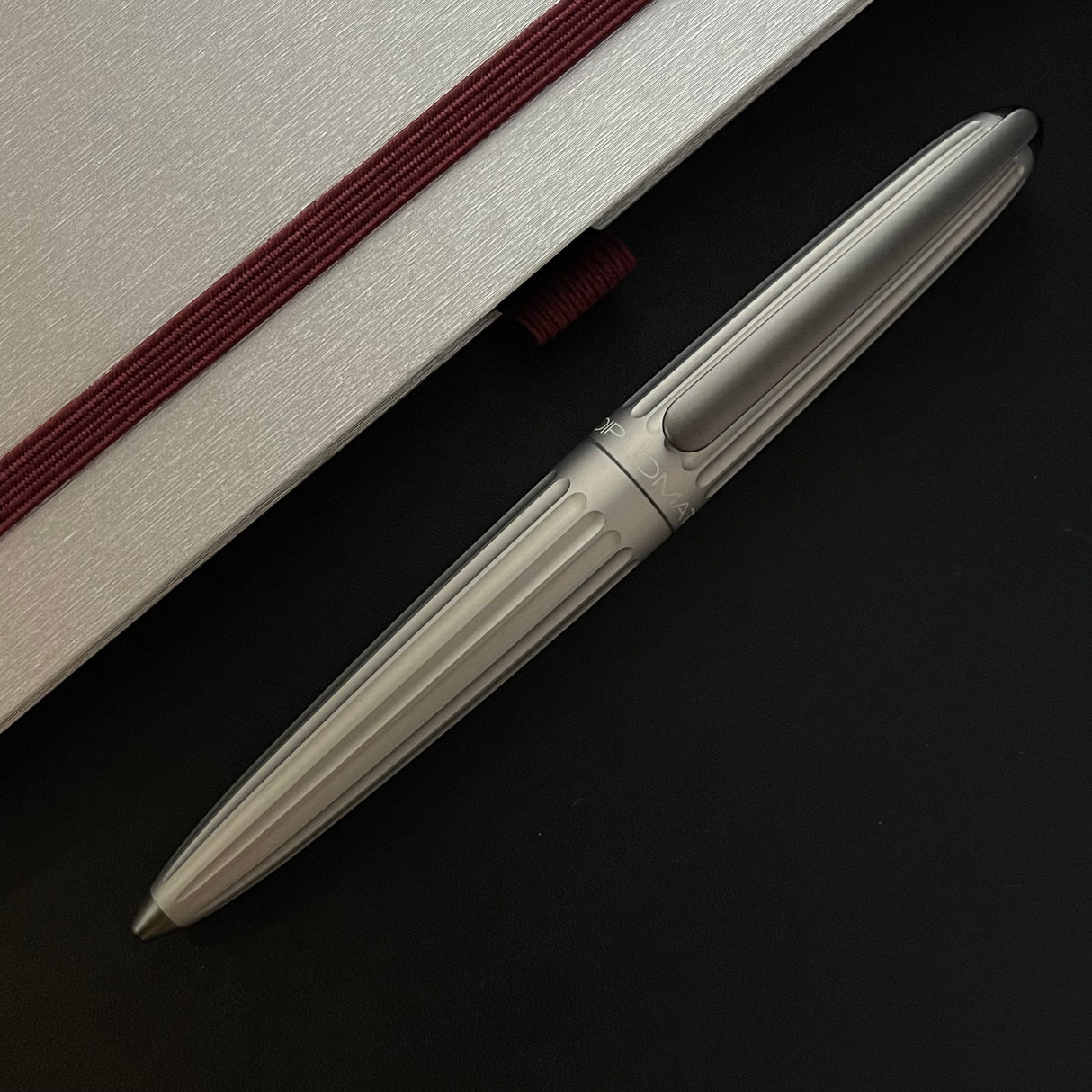 Diplomat Aero Fountain Pen - Grey