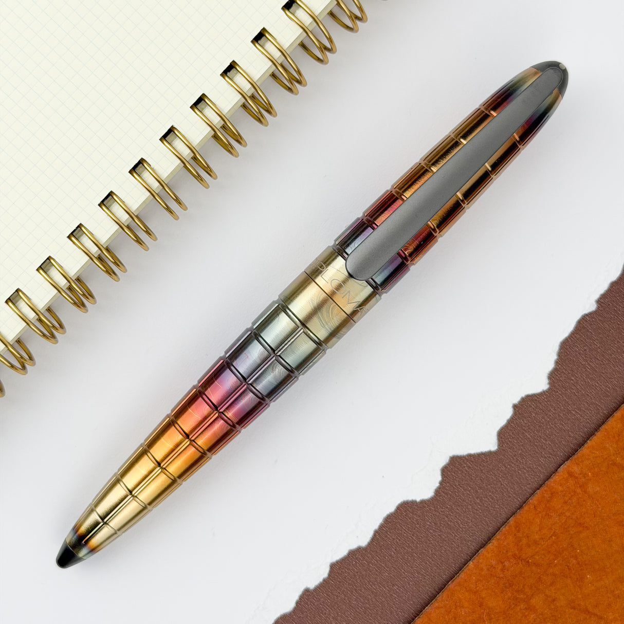 Diplomat Aero Fountain Pen - Rhomb Flame