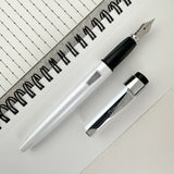 Diplomat Magnum Fountain Pen - Pearl White