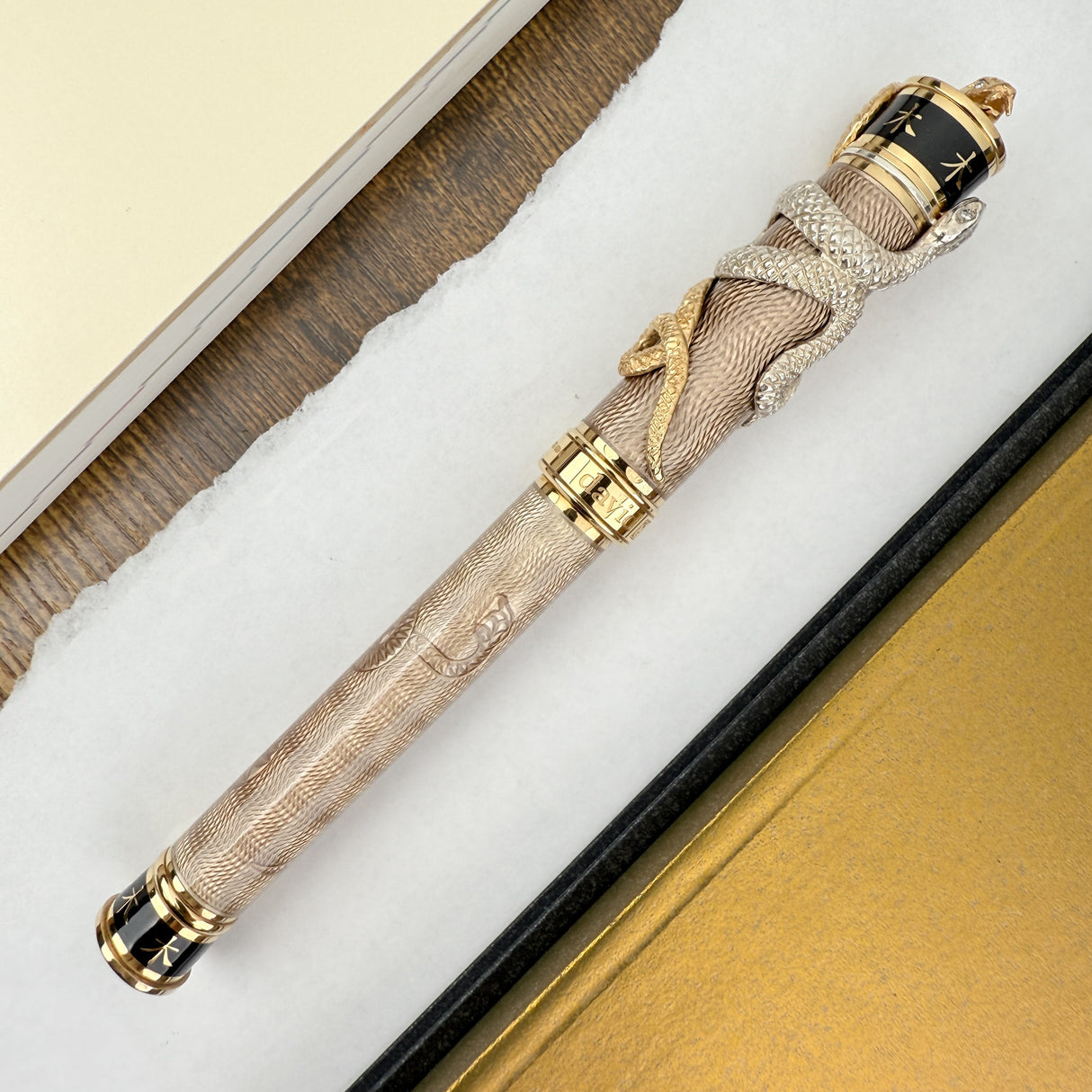 David Oscarson Green Water Snake Fountain Pen - Light Brown with Gold (Limited Edition #05/08)