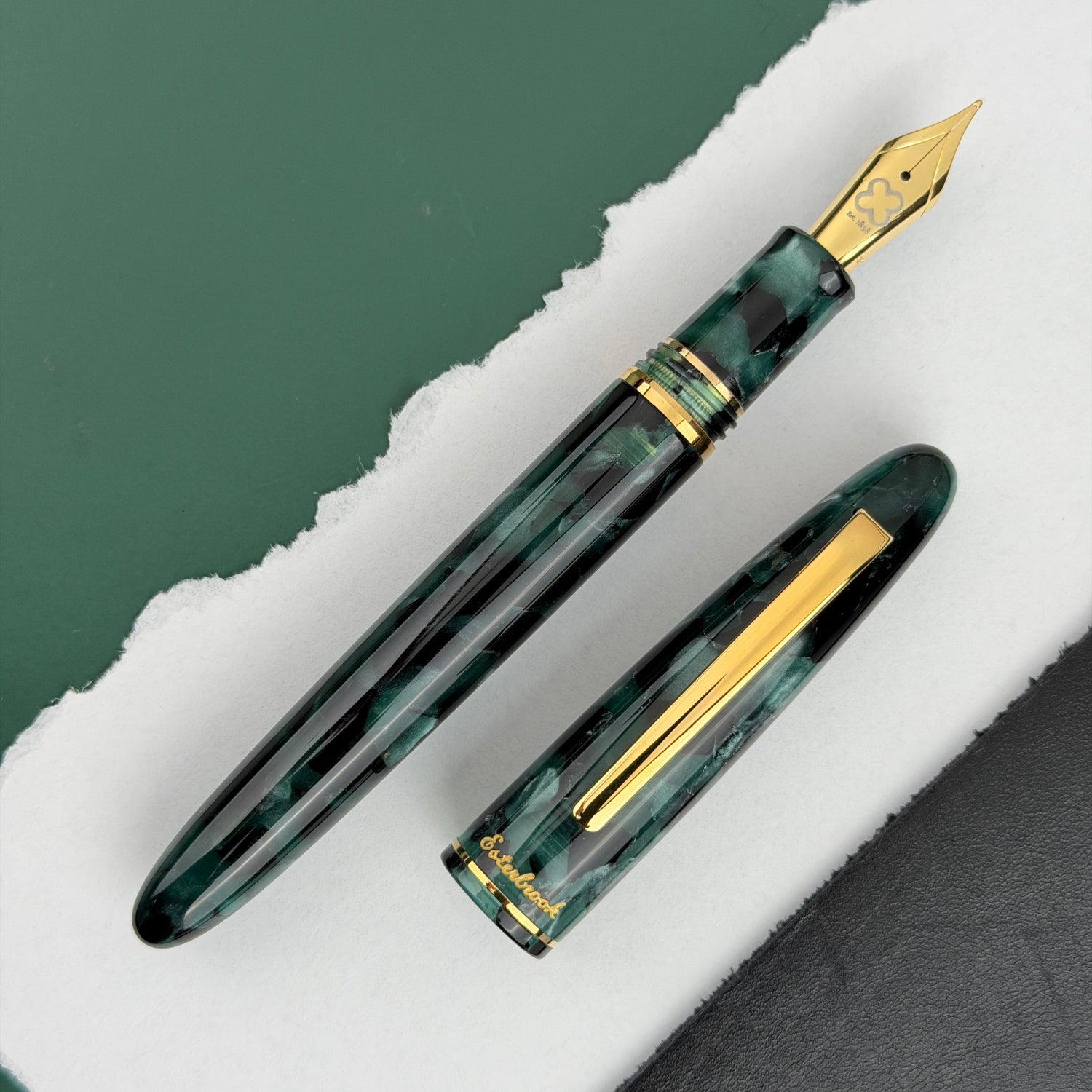 Esterbrook Estie Fountain Pen - Evergreen w/ Gold Trim