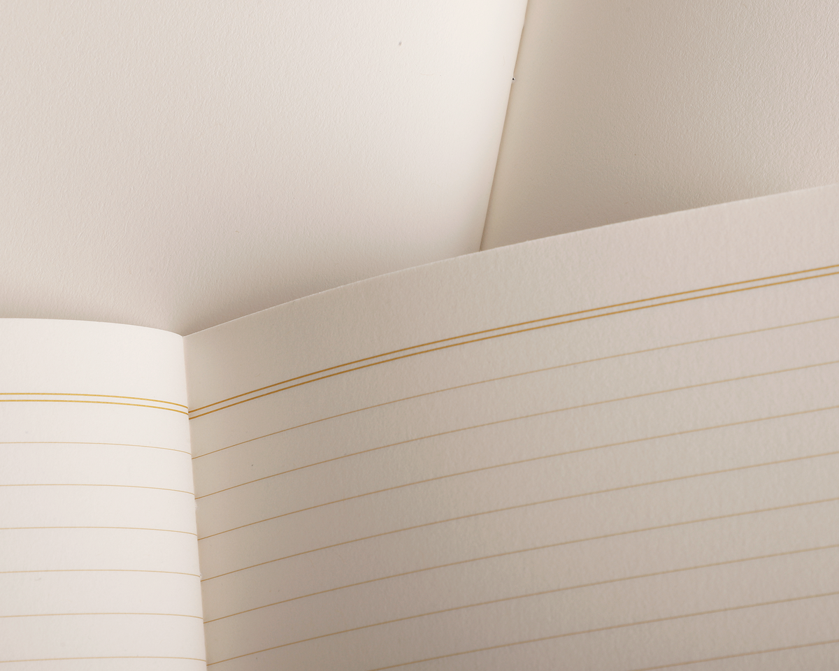 Field Notes Hunter's Moon interior pages, ochre ruled and blank