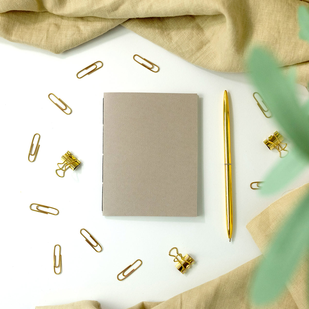 Haley Franker Design Pamphlet Notebook - Dotted
