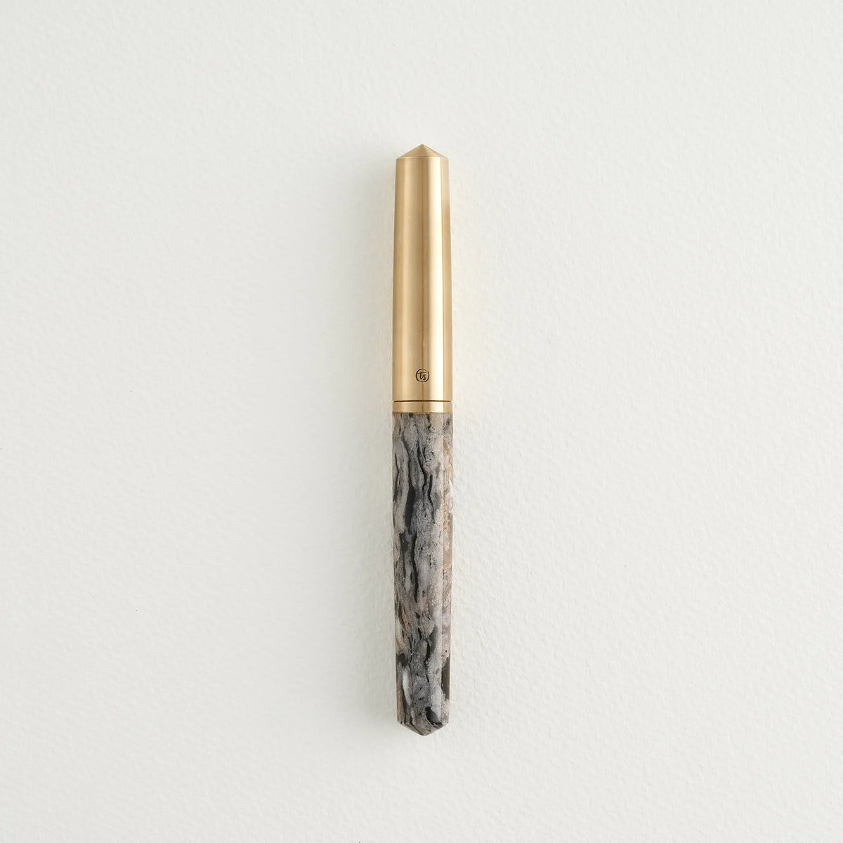 Tom's Studio Studio Handmade Fountain Pen - Fabreco Monochrome