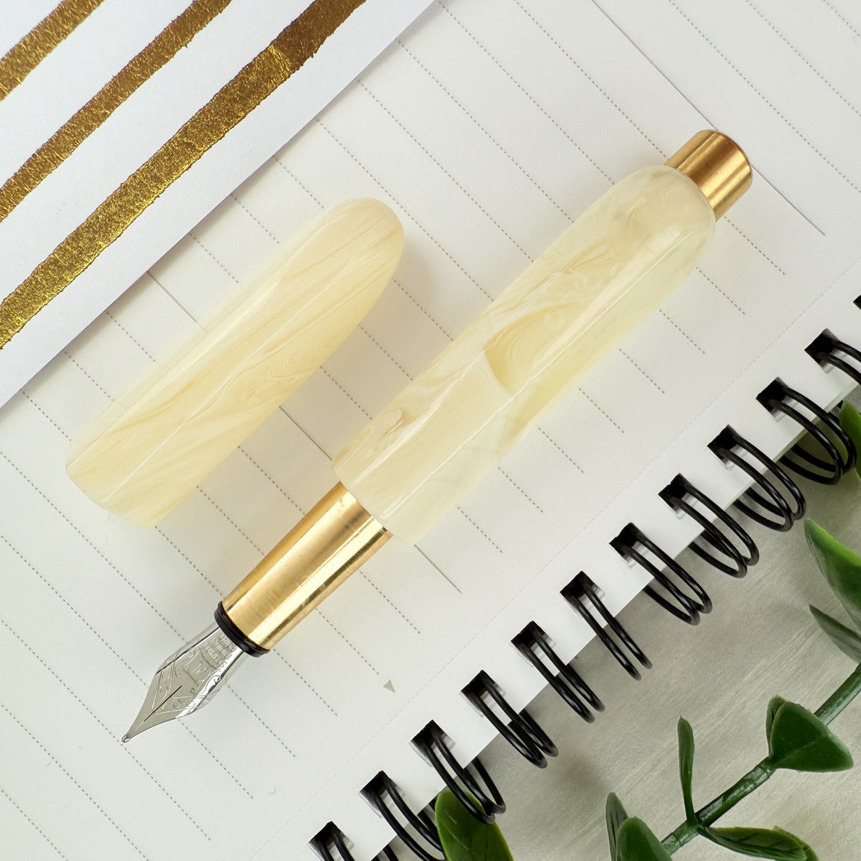 Kolo Tino Fountain Pen - Acrylic Mother