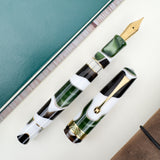 Leonardo Momento Magico Fountain Pen - Foglio w/ Gold Trim