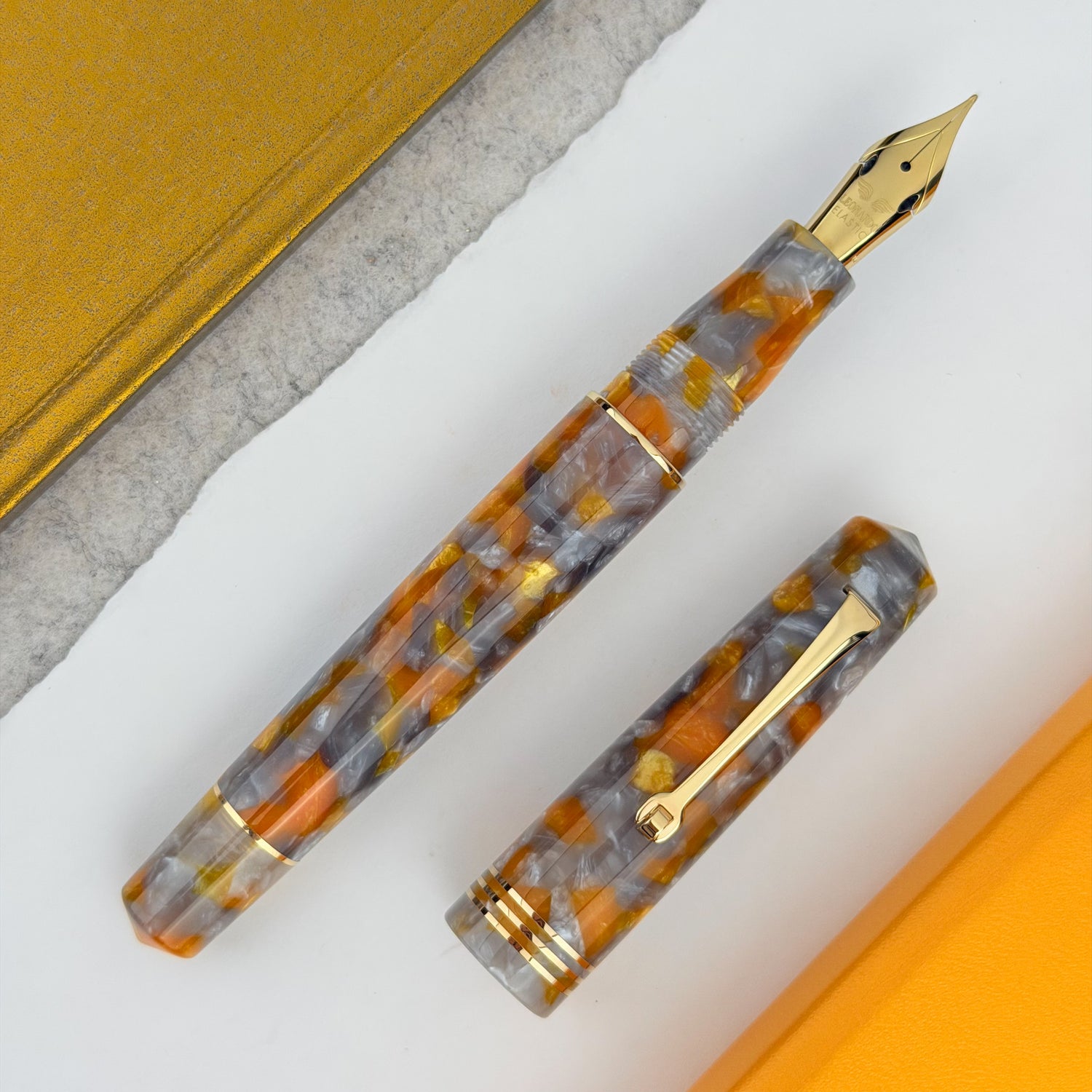 Leonardo Momento Zero Fountain Pen - Lava E Cenere with Gold Trim (Limited Edition)