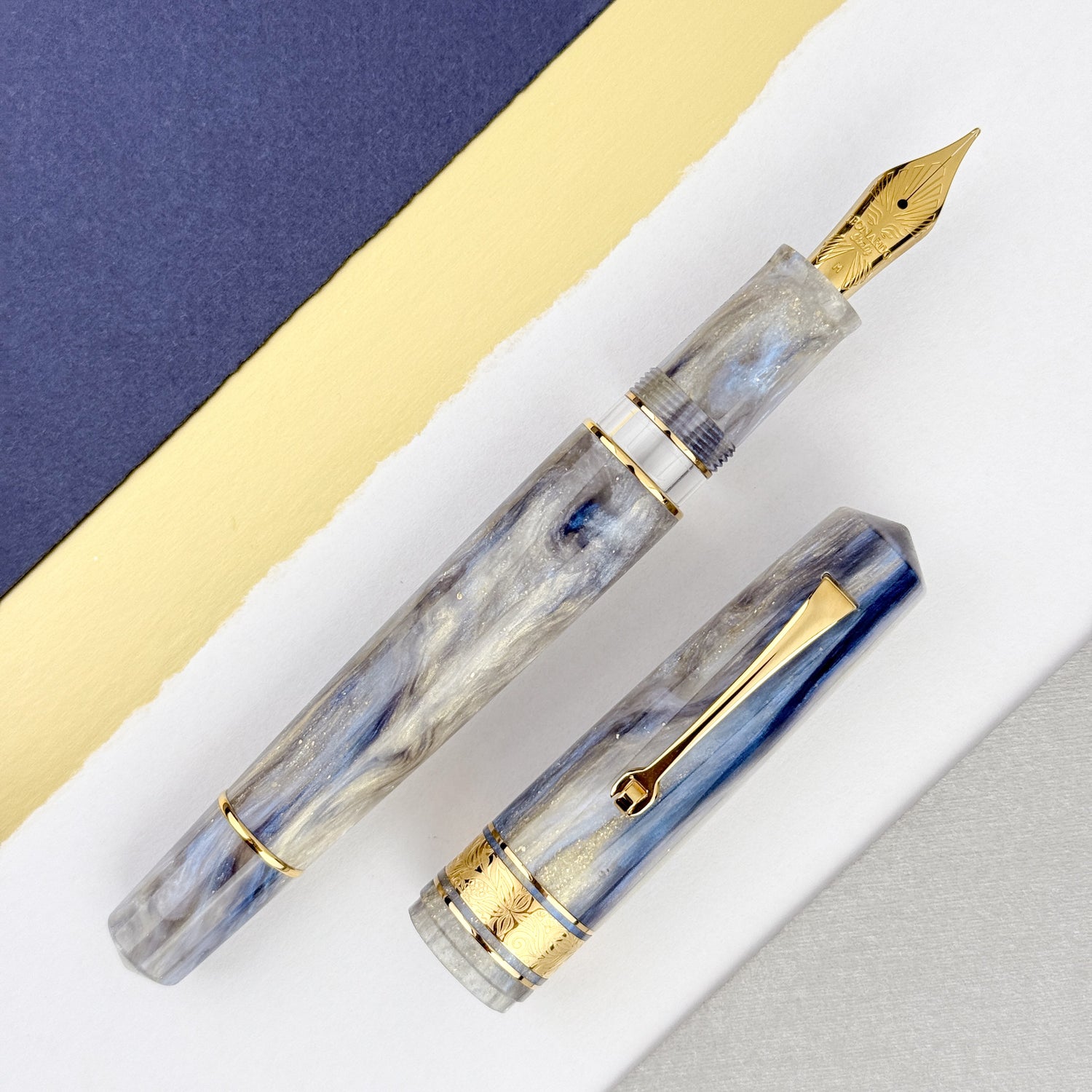 Leonardo Momento Zero Grande 2.0 Fountain Pen - Orchidea Blue