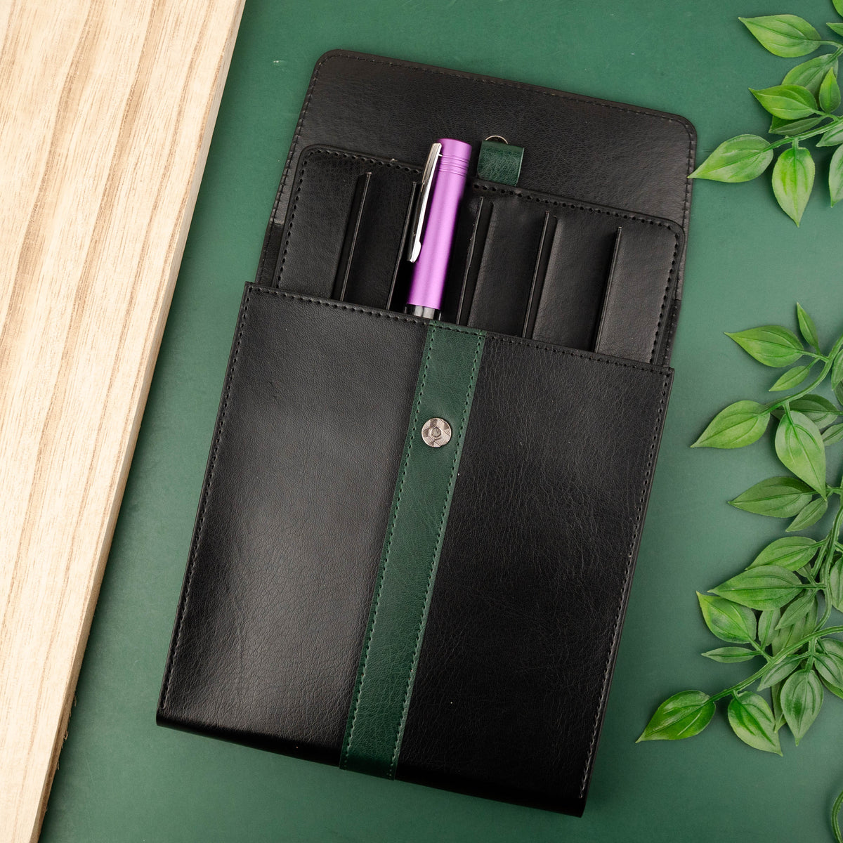 Monteverde Deluxe Collectors 6 Pen Case - Green/Black