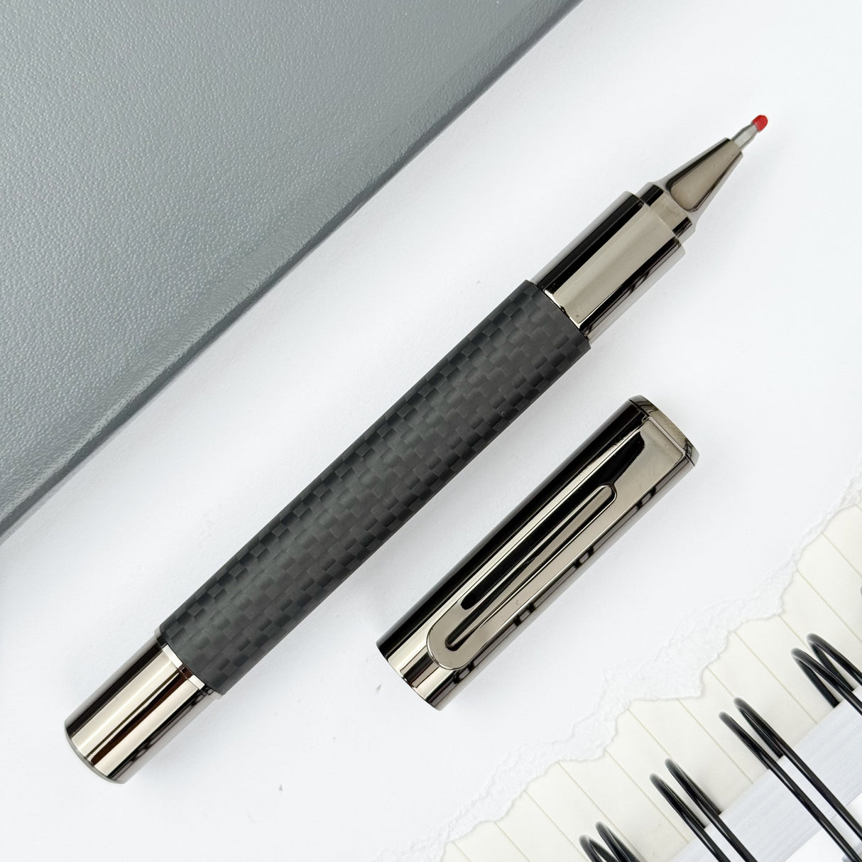 Monteverde Ritma Rollerball Pen - Matte Carbon Fiber