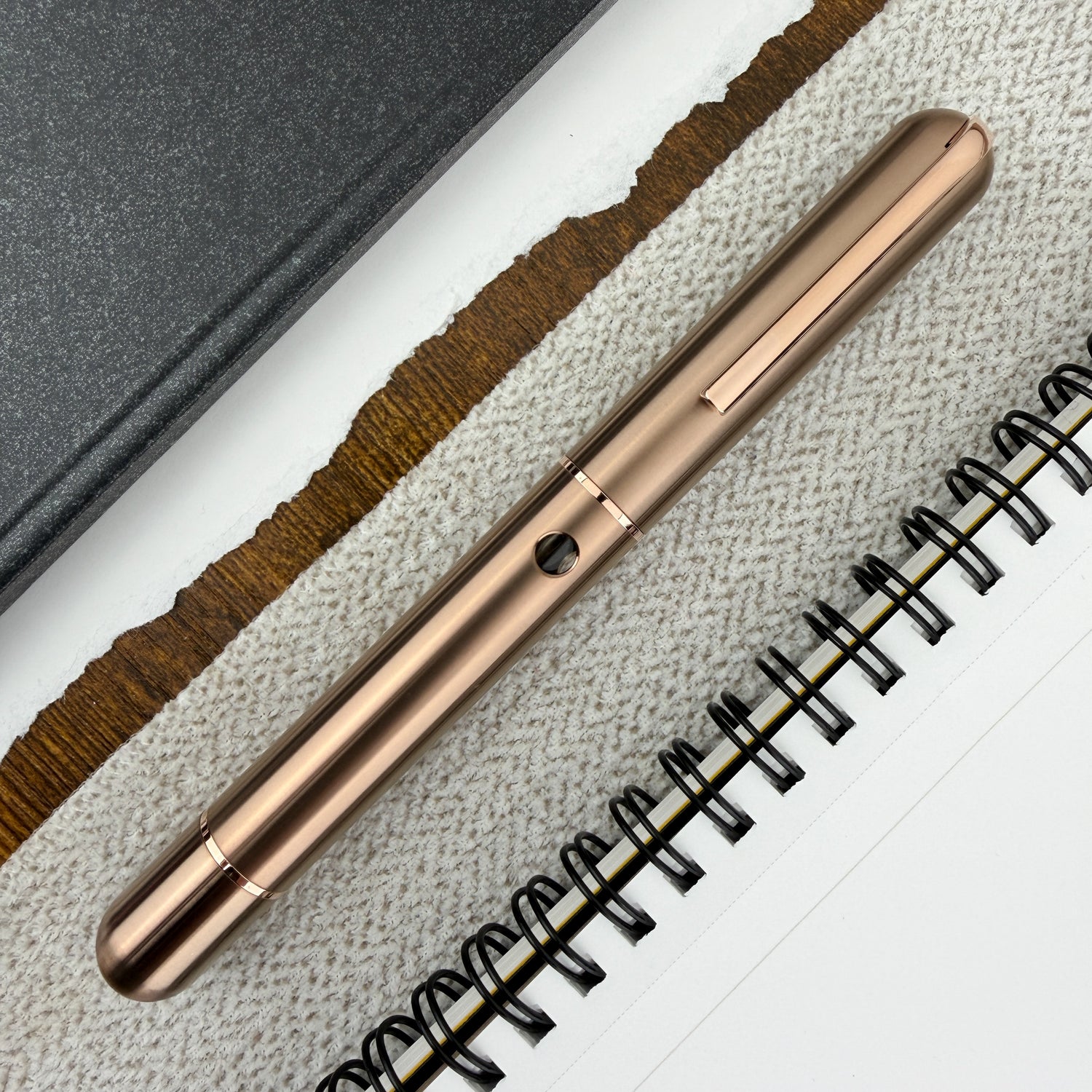 Nahvalur (Narwhal) Nautilus Ti Fountain Pen - Pen of the Year - Toffee