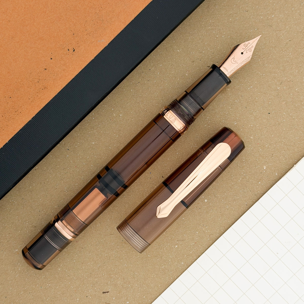 Nahvalur Original Fountain Pen - Cocoa Smoke