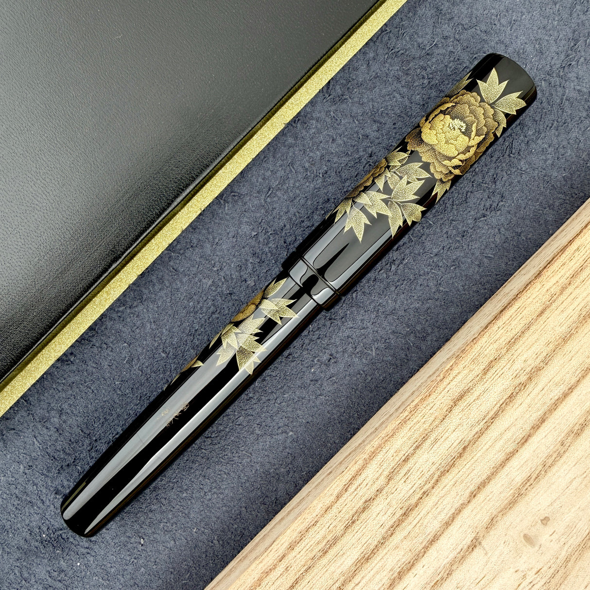 Namiki Emperor Chinkin Fountain Pen - Peony