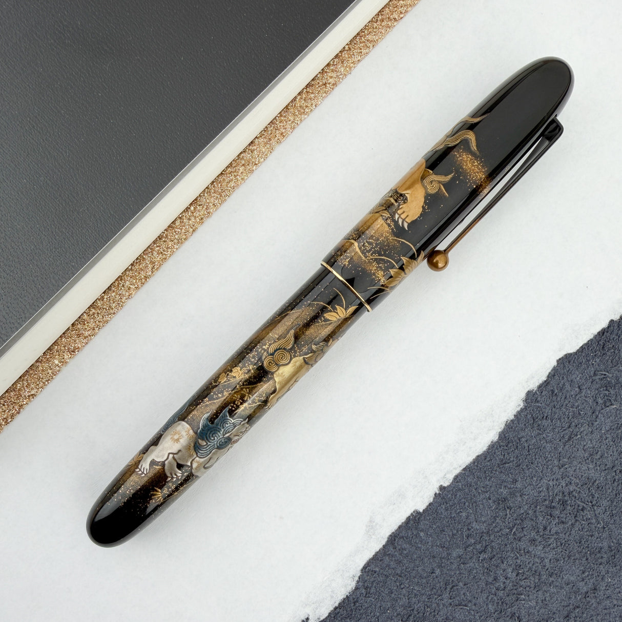 Namiki Yukari Royale Fountain Pen - Lioness and Cubs