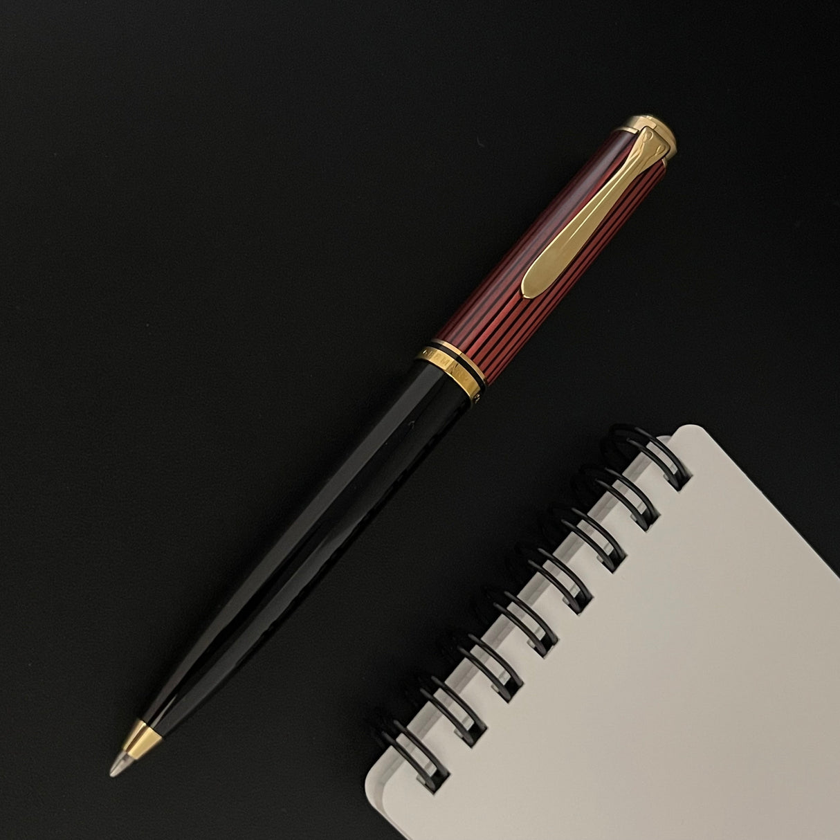Pelikan Souveran K600 Ballpoint Pen - Black-Red