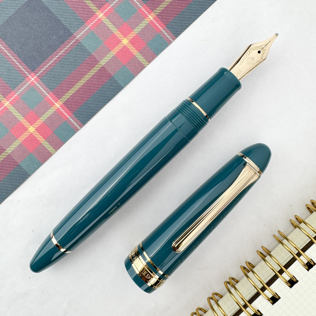Sailor 1911L 14K Gold Trim Fountain Pen - Pearl Green