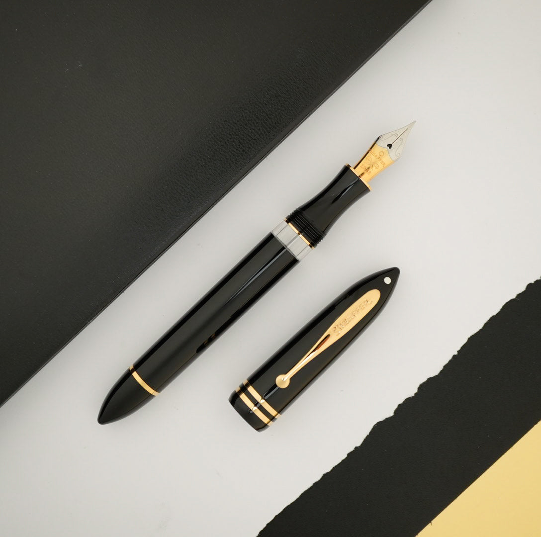 Sheaffer Balance III Fountain Pen - Black w/ Gold Trim