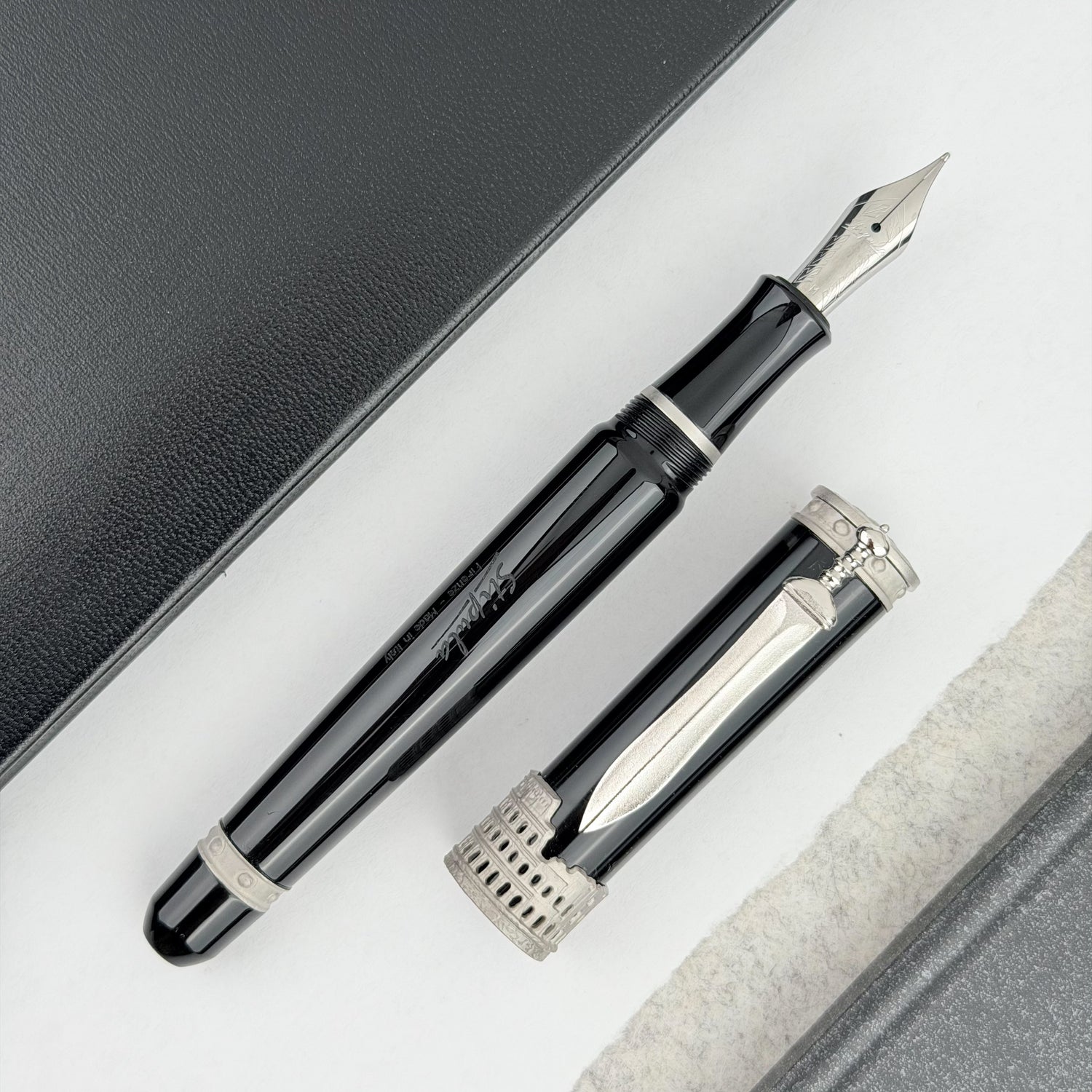 Stipula Gladiator Fountain Pen - Black