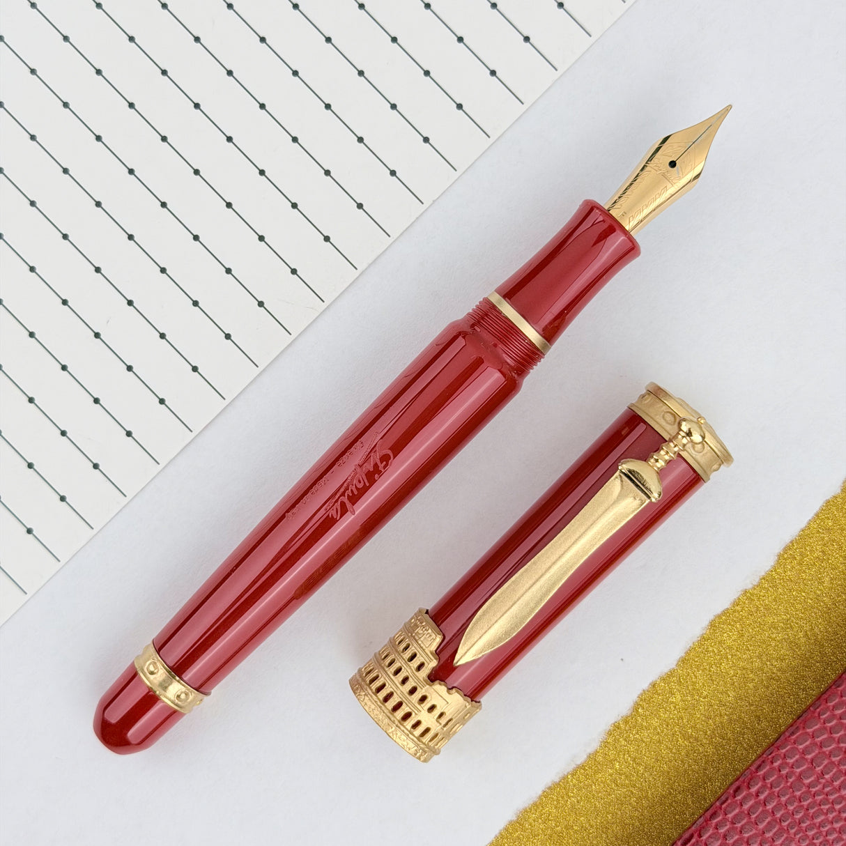Stipula Gladiator Fountain Pen - Red