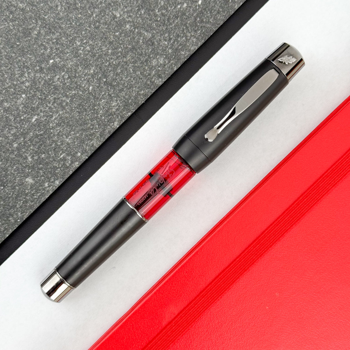 Stipula La Ventidue Fountain Pen - Carminio